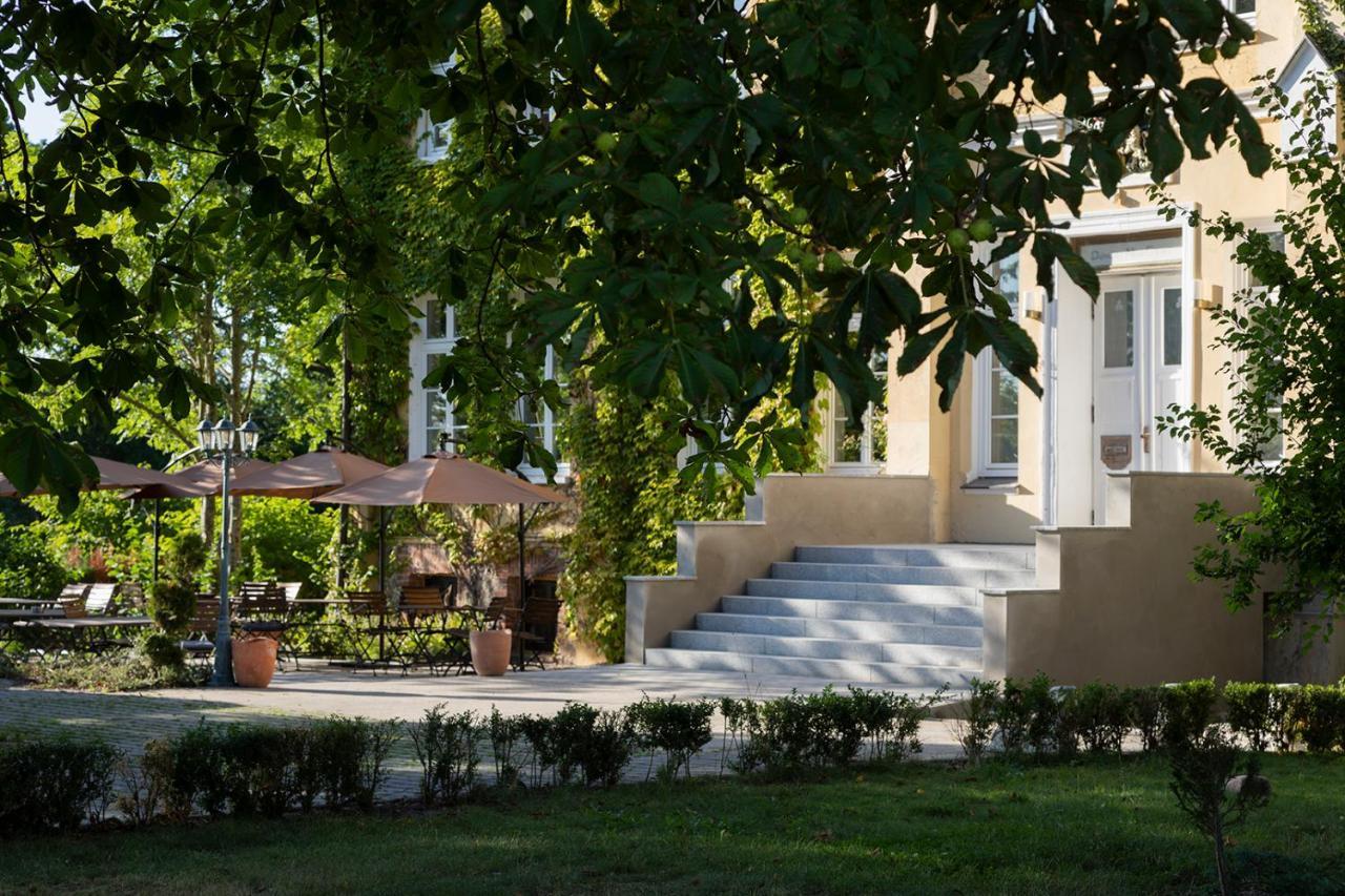 Gutshauszimmer Neu Gaarz מראה חיצוני תמונה